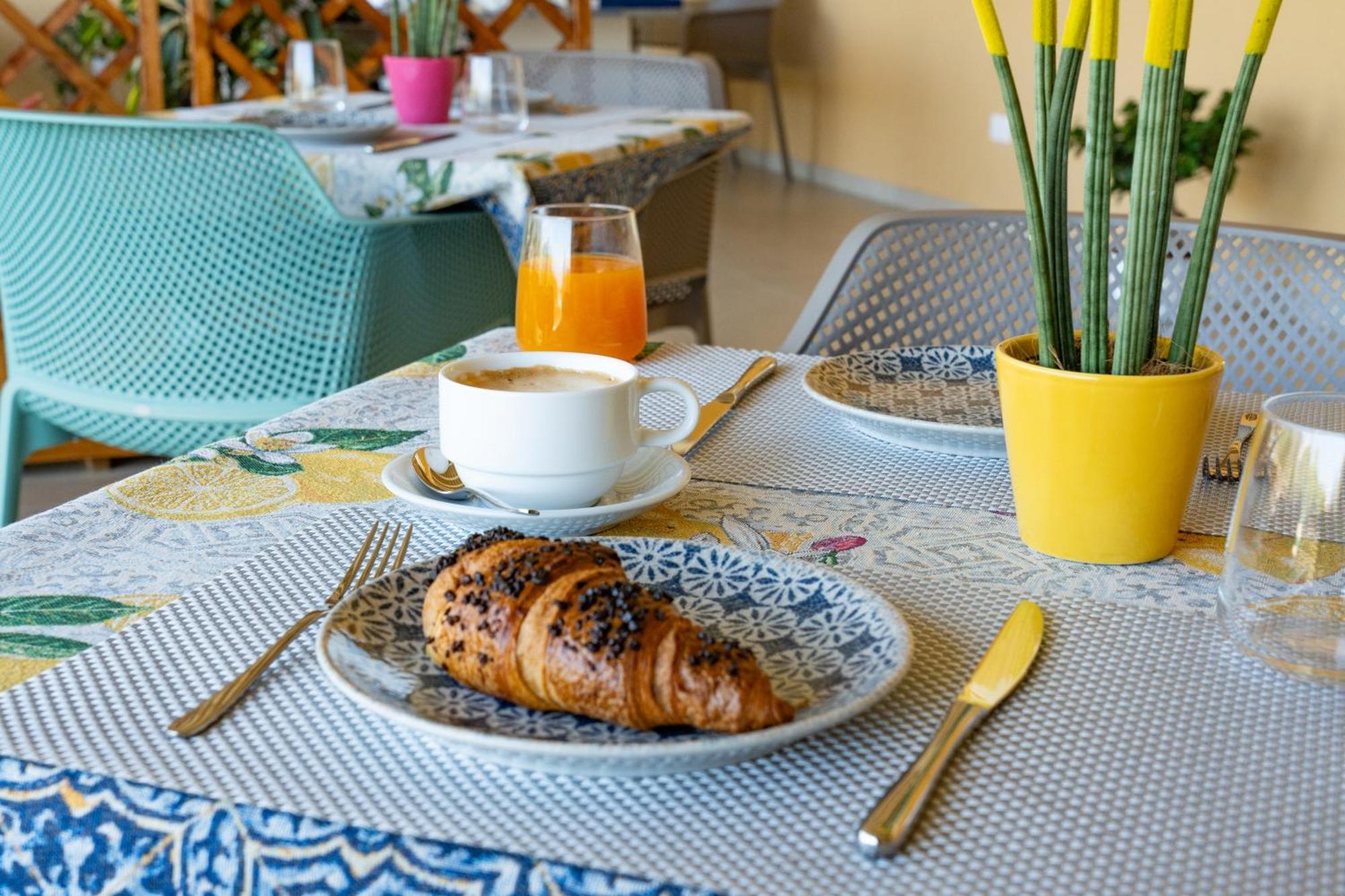 B&B Alba Terrasini Luaran gambar